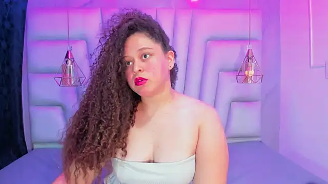 IrinaVoshh  online show from March 6, 2026, 7:10 pm