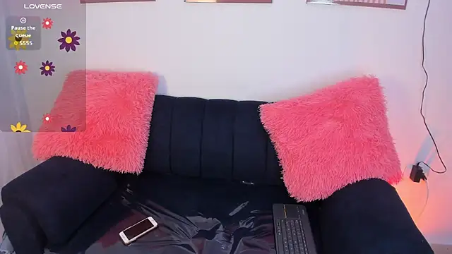 Snapshot of chloe_petite2 chatting on February 19, 2026, 1:51 pm chloe petite2 online show from February 19, 2026, 1:51 pm