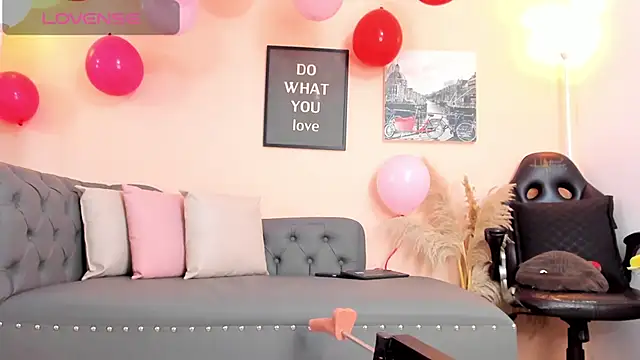 victoriazans online show from February 10, 2026, 4:05 am