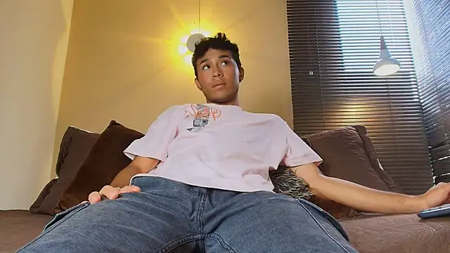 Damon Salvarote S online show from February 13, 2026, 7:54 pm