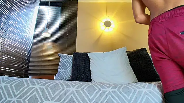 Damon Salvarote S online show from February 28, 2026, 7:48 pm