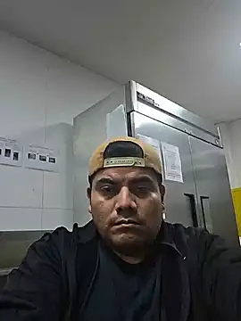 gerlop90 online show from June 6, 2026, 7:29 pm