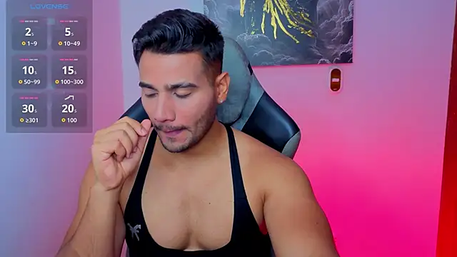 AndresRodriguez1 online show from May 28, 2026, 12:57 pm