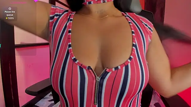 Snapshot of shaden_ chatting on February 14, 2026, 9:11 pm shaden online show from February 14, 2026, 9:11 pm