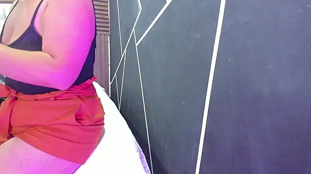 shaden  online show from March 23, 2026, 9:30 pm