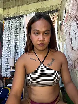 Queen-barbie online show from March 16, 2026, 6:17 am