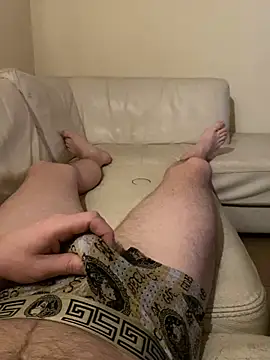 Snapshot of keev09 chatting on February 26, 2026, 1:04 am keev09 online show from February 26, 2026, 1:04 am