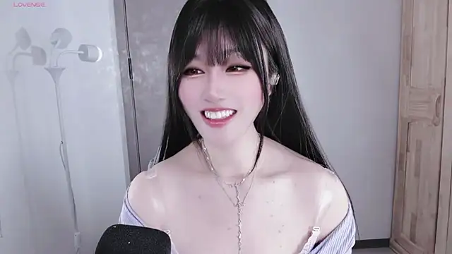 Snapshot of 77-rororo chatting on February 22, 2026, 4:05 pm 77-rororo online show from February 22, 2026, 4:05 pm