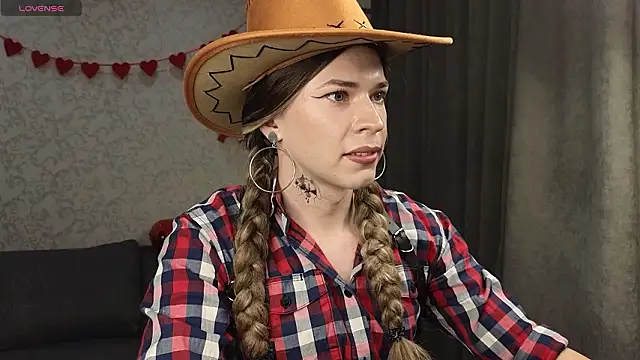 Anna inHear online show from February 16, 2026, 4:36 pm