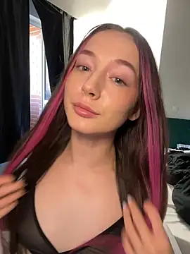 OliviaMorgan  online show from May 27, 2026, 9:39 am