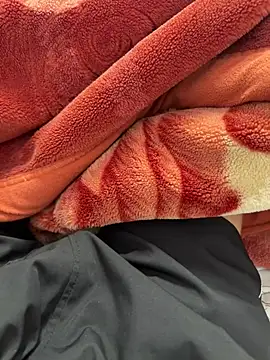 Snapshot of gold221298 chatting on February 11, 2026, 2:49 am gold221298 online show from February 11, 2026, 2:49 am