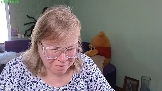 Snapshot of Emma_Eclipsee chatting on July 21, 2026, 11:34 am Emma Eclipsee online show from July 21, 2026, 11:34 am
