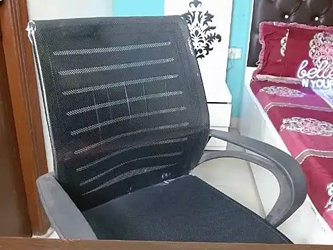 Snapshot of Your_lust143 chatting on May 30, 2026, 6:38 pm Your lust143 online show from May 30, 2026, 6:38 pm