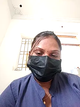 Snapshot of Tamil_Hot_Nisha chatting on February 24, 2026, 5:27 am Tamil Hot Nisha online show from February 24, 2026, 5:27 am