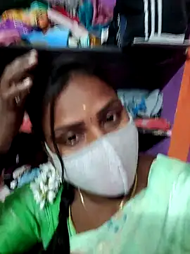 Tamil Hot Nisha online show from March 9, 2026, 4:33 pm