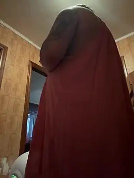 Naughtgirl 2026 online show from February 21, 2026, 12:28 pm