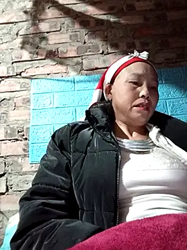 lena-cute online show from February 19, 2026, 6:48 pm