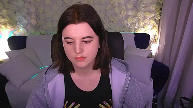 KristiFoxy online show from May 29, 2026, 6:39 pm