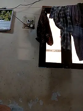 nanibabu7999 online show from April 14, 2026, 5:13 am