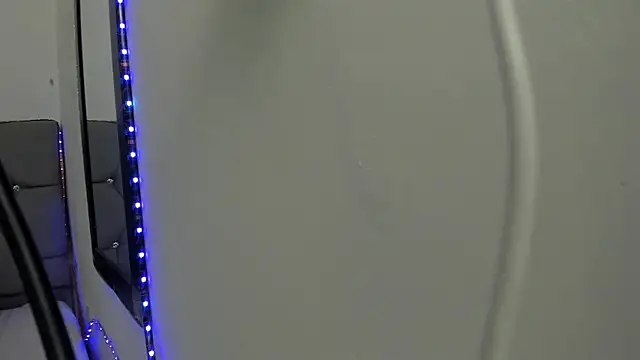  1DERECK online show from February 12, 2026, 9:37 am