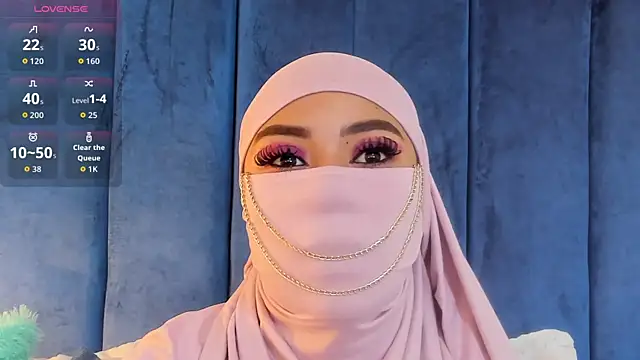 fatimarab   online show from March 4, 2026, 3:23 am