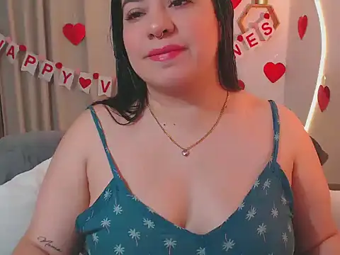 Snapshot of isabum_ chatting on February 14, 2026, 11:18 am isabum online show from February 14, 2026, 11:18 am