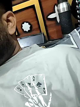 MrCurioX online show from April 7, 2026, 3:12 pm