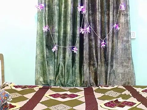 LIZNA 0 online show from March 28, 2026, 4:39 pm