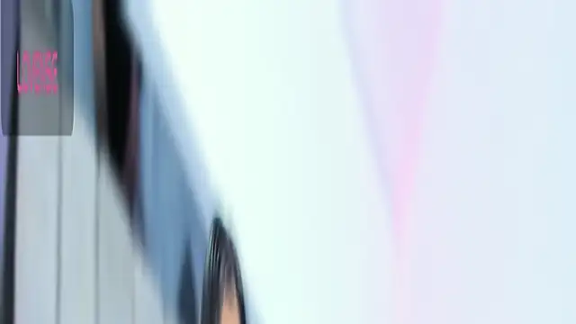 NikkiKros online show from April 8, 2026, 5:29 am