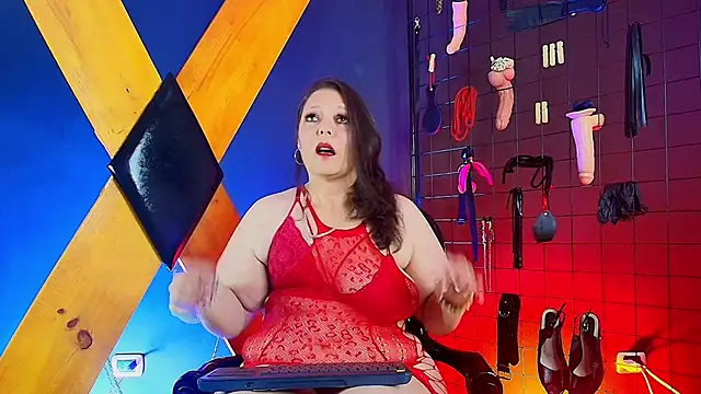 Judith Mature bdsm online show from February 17, 2026, 3:36 am