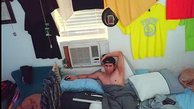 Snapshot of JokerAndyKenwood chatting on February 23, 2026, 2:47 pm JokerAndyKenwood online show from February 23, 2026, 2:47 pm