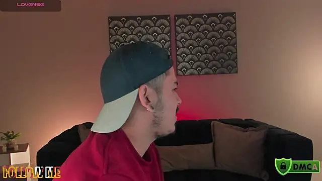 Snapshot of Chriss_Hunt chatting on February 14, 2026, 11:18 am Chriss Hunt online show from February 14, 2026, 11:18 am