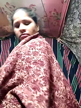 Hot kiran4 online show from April 7, 2026, 1:06 am