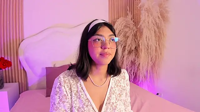 Snapshot of rebeca_taylor chatting on February 20, 2026, 3:36 am rebeca taylor online show from February 20, 2026, 3:36 am