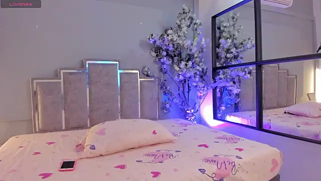 Nalapalmer online show from February 8, 2026, 7:50 pm