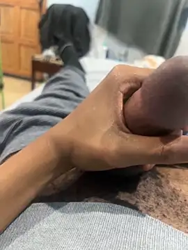 youngsterSA223 online show from February 15, 2026, 11:12 pm