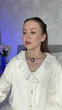 Snapshot of Velvet_Hell chatting on February 15, 2026, 3:53 pm Velvet Hell online show from February 15, 2026, 3:53 pm