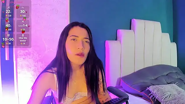 Adrienne   online show from March 31, 2026, 8:31 pm