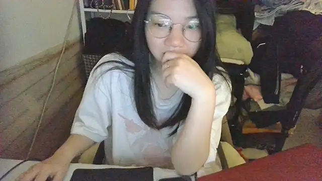 xiaoxiaowan11 online show from March 30, 2026, 3:18 am