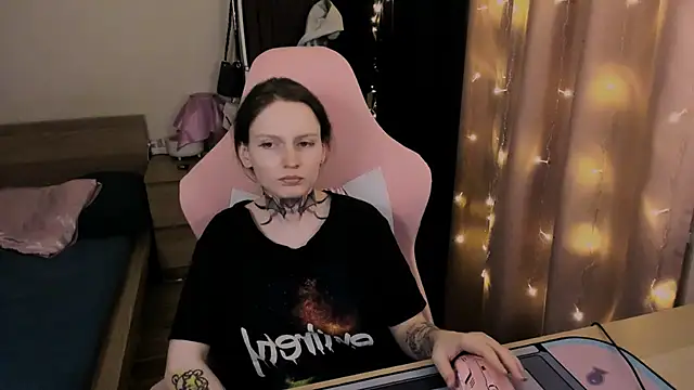 Snapshot of Onyxix chatting on March 26, 2026, 7:41 pm Onyxix online show from March 26, 2026, 7:41 pm