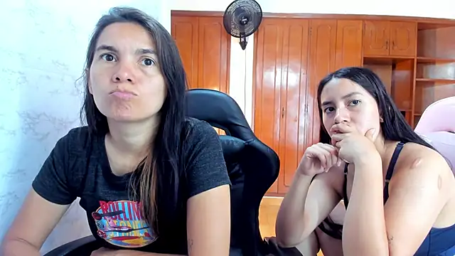 Emily and Soffy online show from March 4, 2026, 12:11 pm