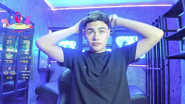 Snapshot of FemNoa chatting on February 16, 2026, 8:05 pm FemNoa online show from February 16, 2026, 8:05 pm