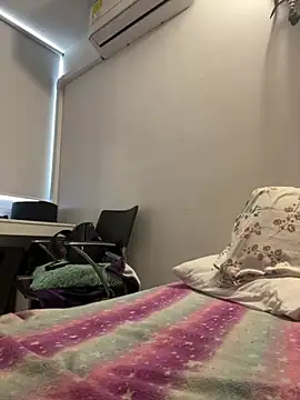 Snapshot of lolibahia chatting on February 21, 2026, 8:32 pm lolibahia online show from February 21, 2026, 8:32 pm