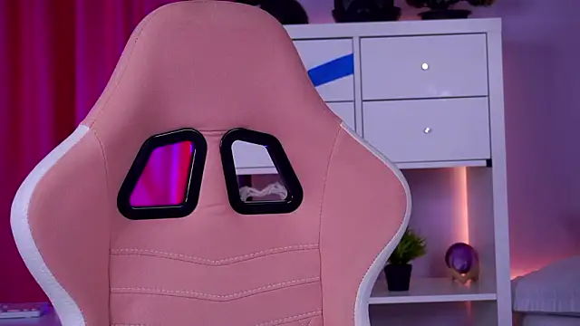 Snapshot of MistyReeds chatting on February 11, 2026, 5:34 am MistyReeds online show from February 11, 2026, 5:34 am