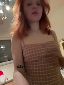 mad girlygirl online show from February 5, 2026, 7:18 pm