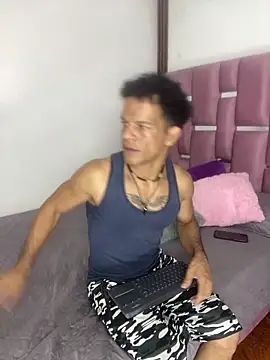 MaxyRyan online show from February 20, 2026, 1:11 pm