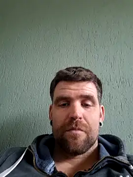 Snapshot of Bashard chatting on February 20, 2026, 9:54 am Bashard online show from February 20, 2026, 9:54 am