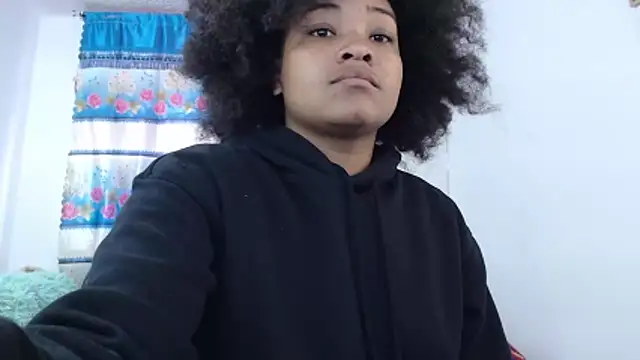 latin riahnna jp online show from April 6, 2026, 6:09 pm