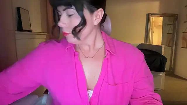 EdenRose online show from April 5, 2026, 8:50 pm