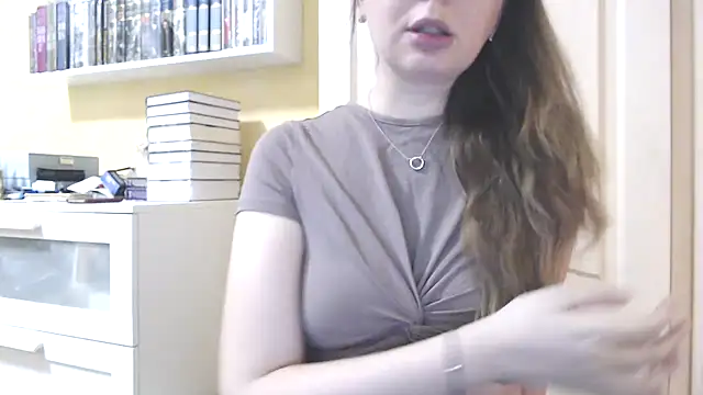 Tasiya online show from March 5, 2026, 3:08 pm